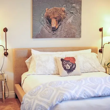 Cranky Crow Bed & Breakfast-2